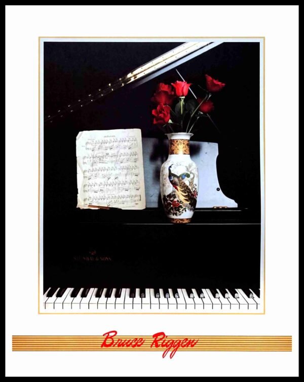 AK UU7078 Piano & Vase