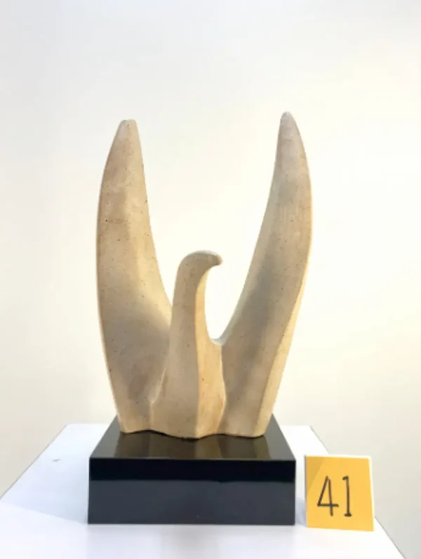 AP-041 Austin crafted Dove sculpture