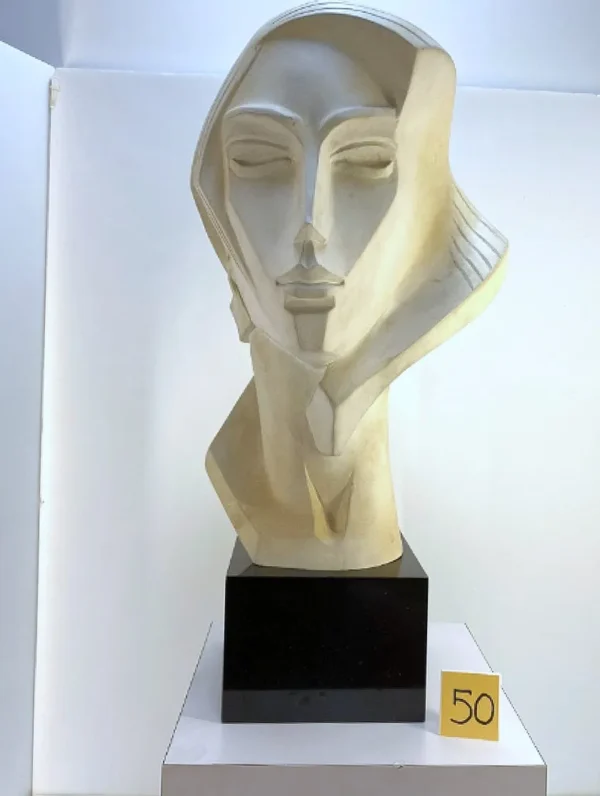AP-050 Handcrafted Sculpture of Bust of Lady